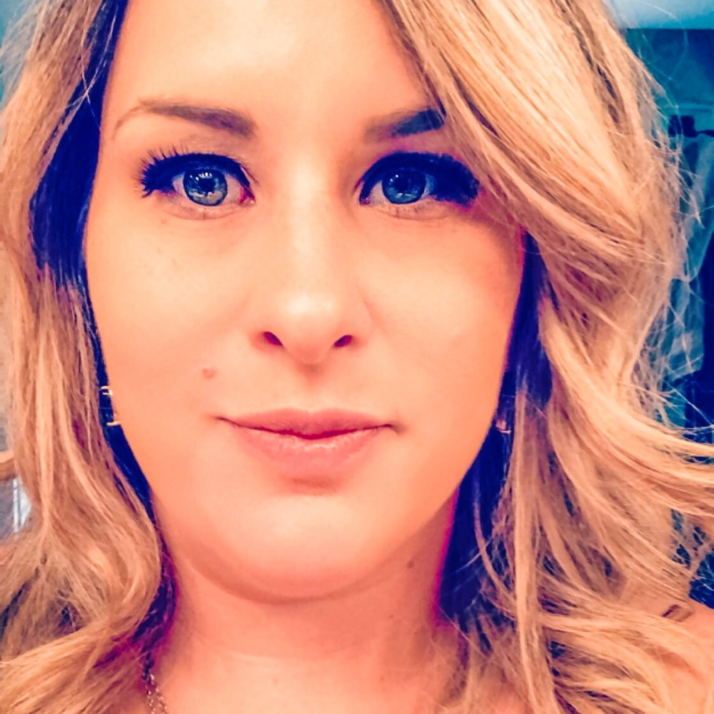 Meet your Posher, Abby
